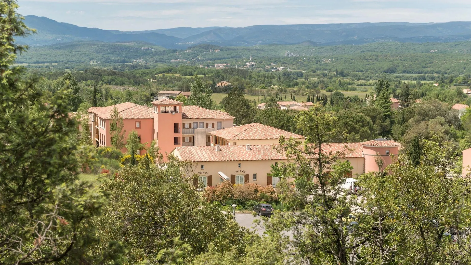 Village Pierre & Vacances Le Rouret Grospierres Franciaország