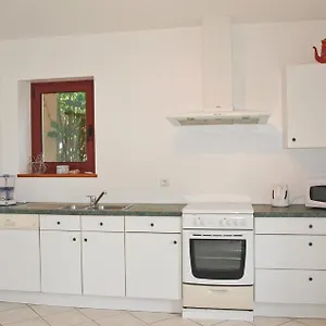 Hébergement de vacances 4 Bedroom Stunning In